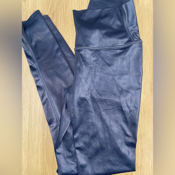 ALO Yoga Pants - Alo‎ Shine Gray Active Leggings